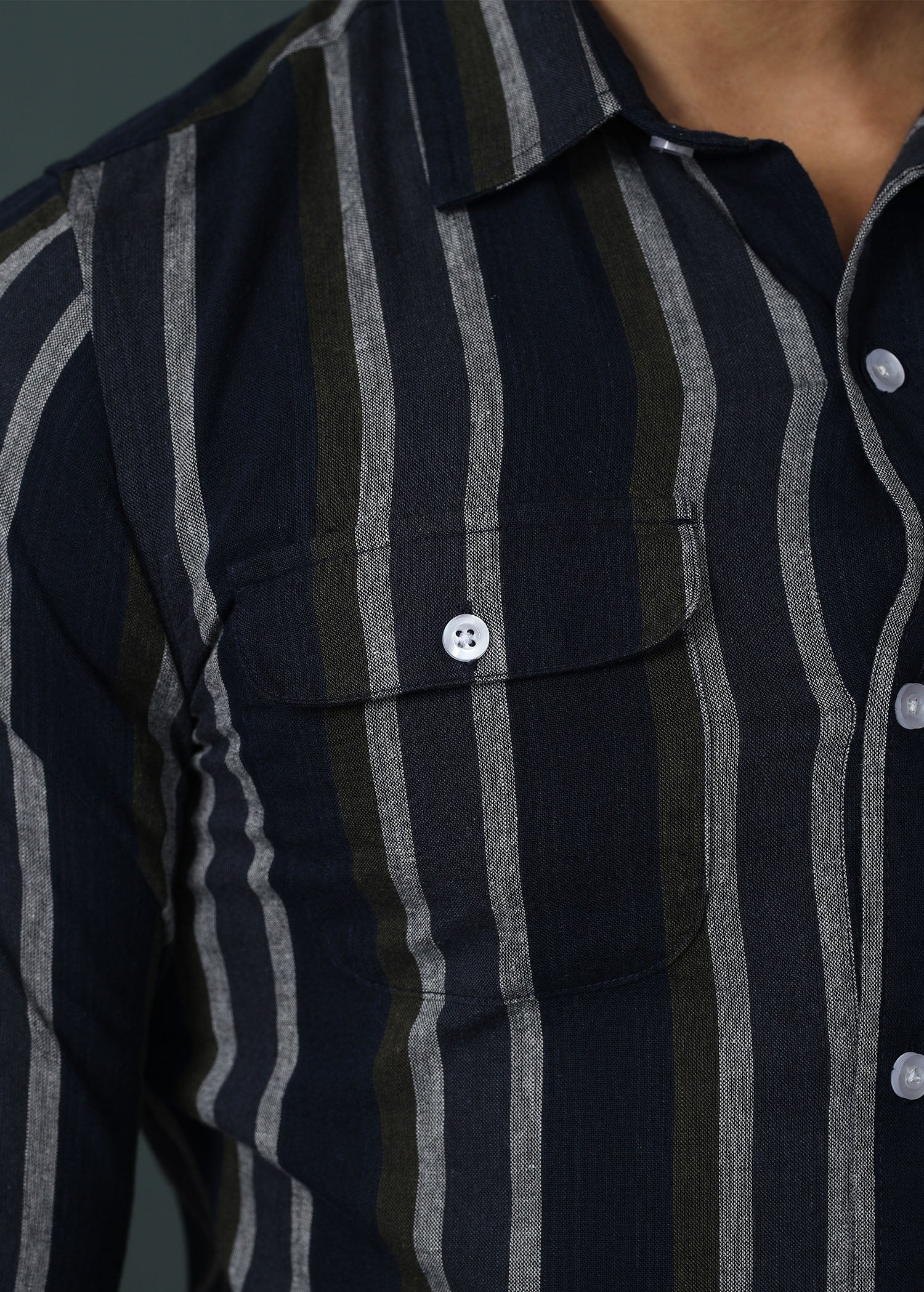 Casual Double Pockets Shirt